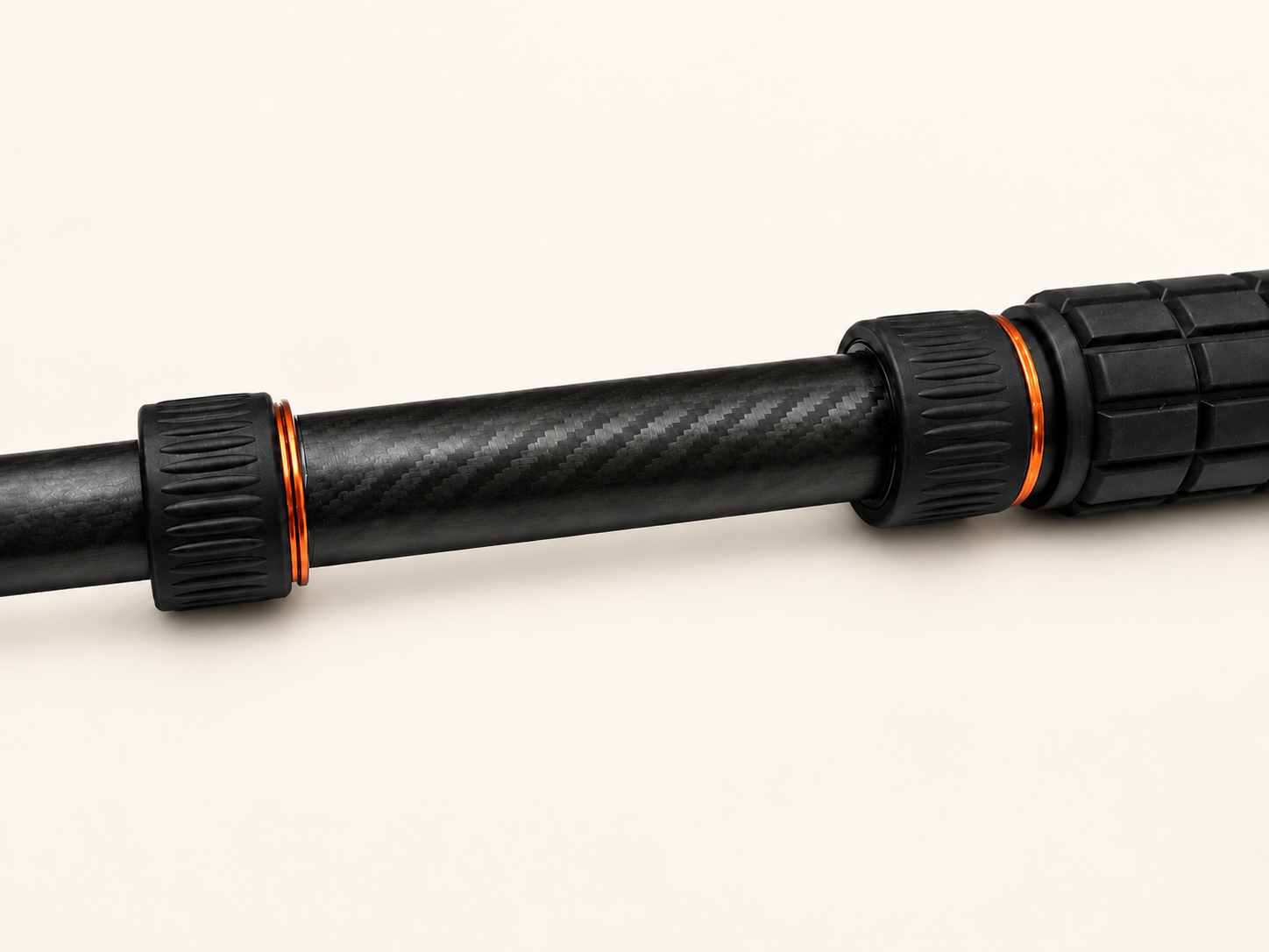 Matte Black RUYI carbon fiber body detail
